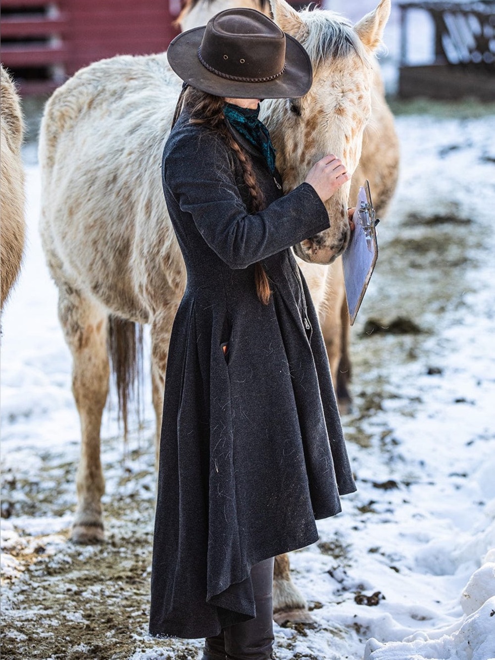NWT Outback Trading Co. Clare long Coat - 2x
